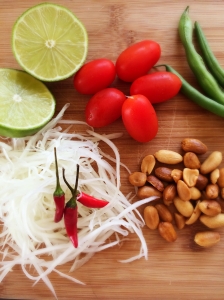 Som Tum (Thai Papaya Salad)